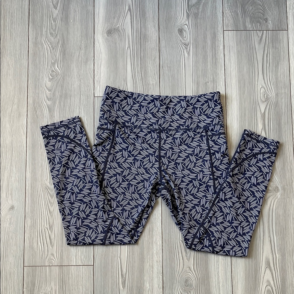 ZYIA Navy/White Haystack LnT 7/8 Pocket Leggings
